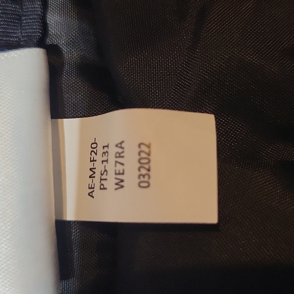 AMAZON ESSENTIALS Black Water-Resistant Insulated Snow Pants - Picture 10 of 14